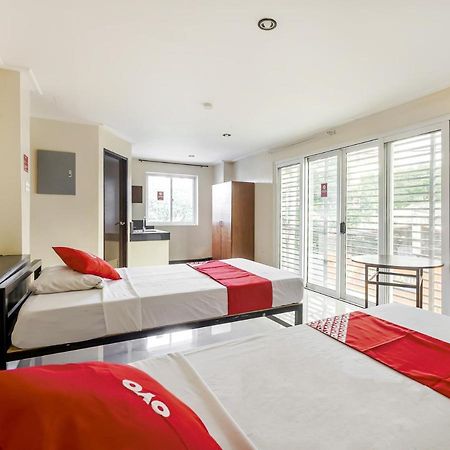Oyo 842 City Smiles Apartelle San Juan  Экстерьер фото