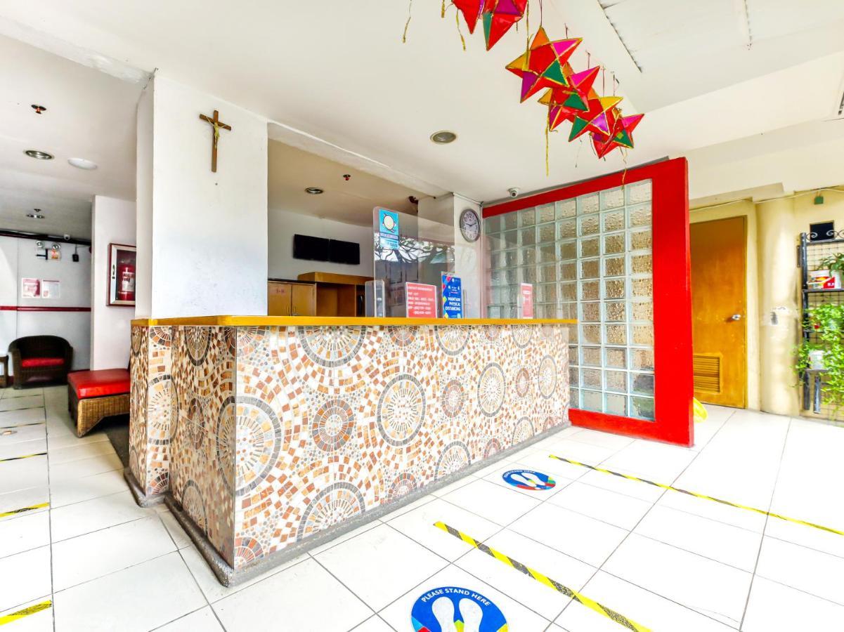 Oyo 842 City Smiles Apartelle San Juan  Экстерьер фото