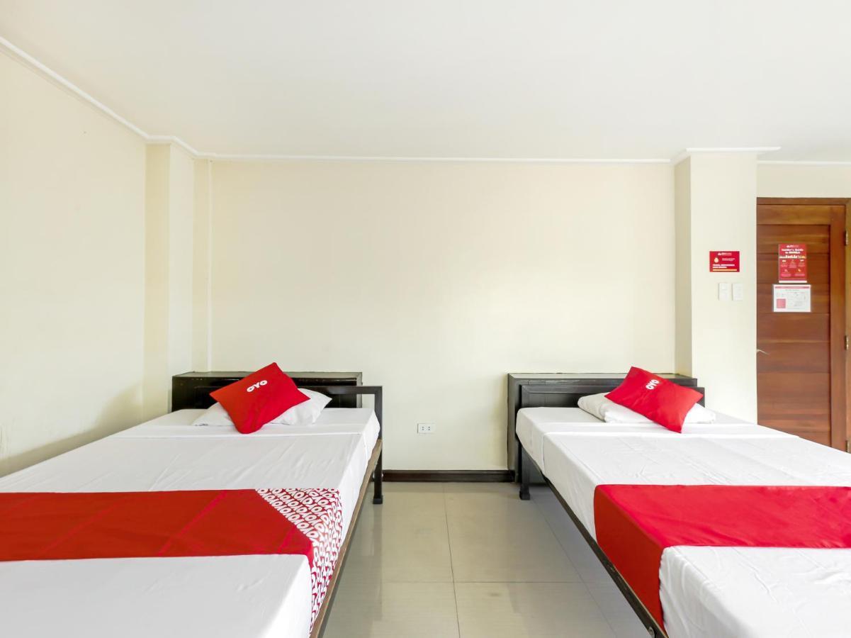 Oyo 842 City Smiles Apartelle San Juan  Экстерьер фото