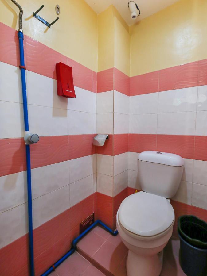 Oyo 842 City Smiles Apartelle San Juan  Экстерьер фото