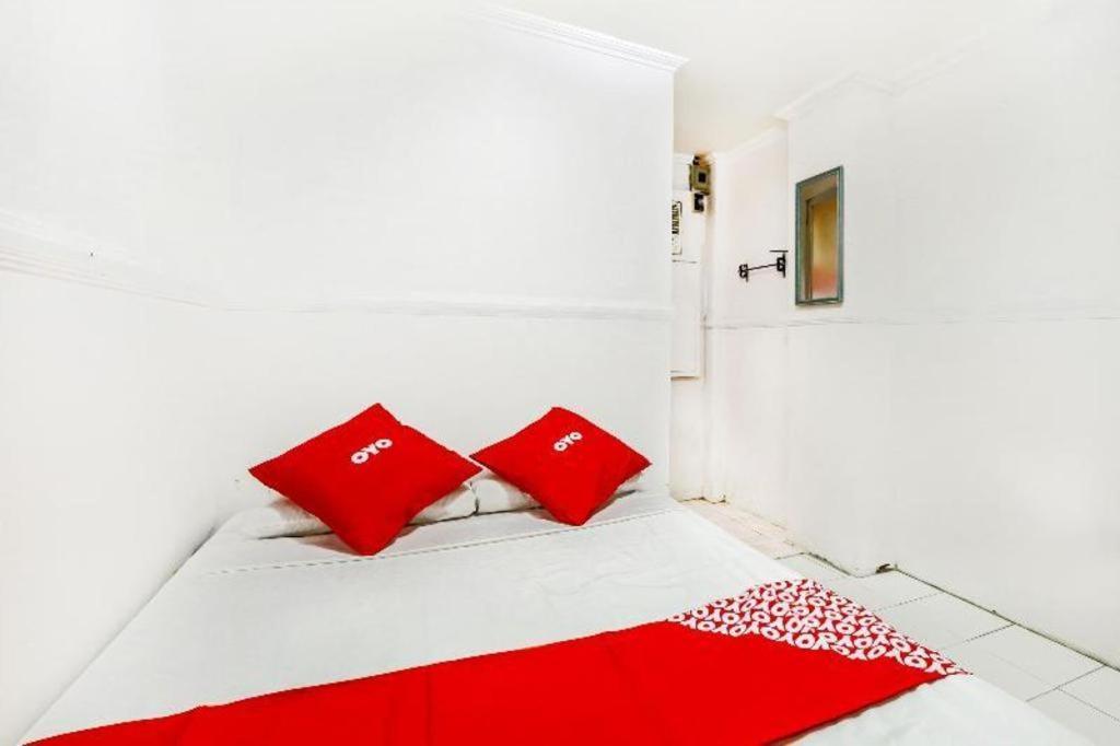 Oyo 842 City Smiles Apartelle San Juan  Экстерьер фото
