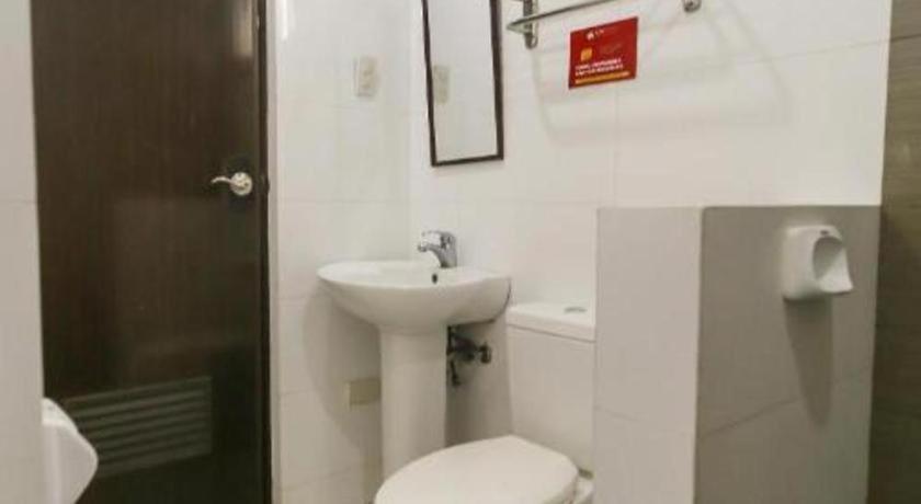 Oyo 842 City Smiles Apartelle San Juan  Экстерьер фото